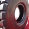 2400-35 OTR TyresE3 L3 E4 건설 트럭 타이어는 광선 솔리드를 선입견을 갖게 합니다